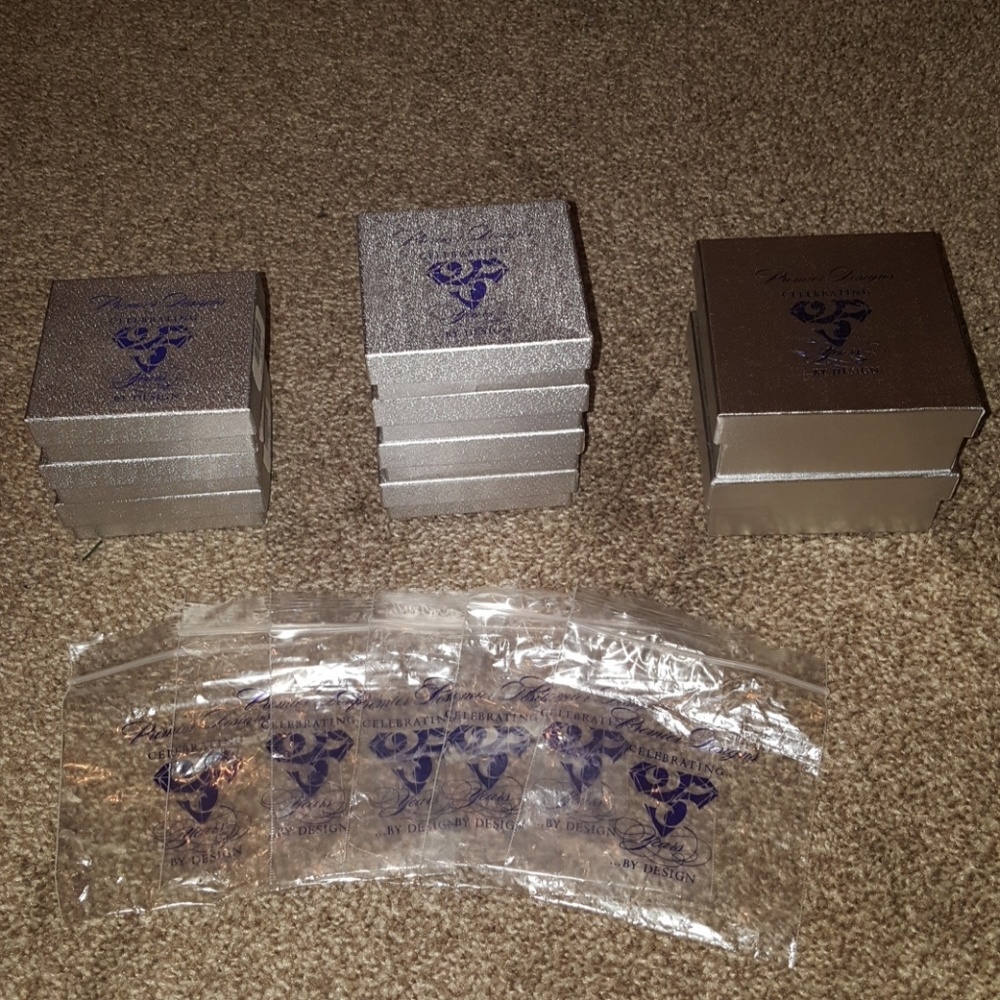 Bundle of Premier Designs Jewelry Boxes